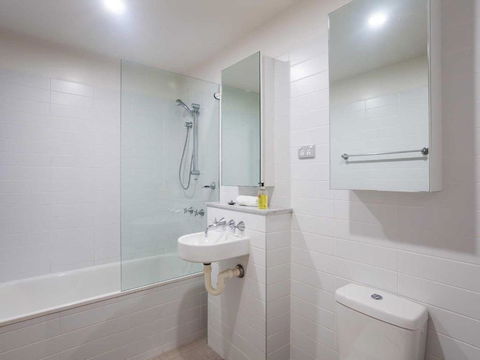 Beach House 7 26 One Mile Close Air Conditioned Wifi Foxtel Linen - Accommodation Nelson Bay 1