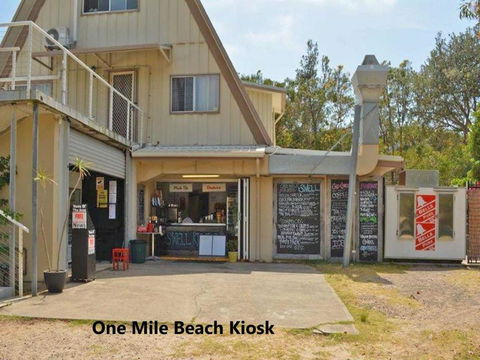 Beach View At One Mile 8 / 26 One Mile Close Infinity Complex Pool & WIFI - Accommodation Nelson Bay 1