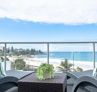 Top Floor Kings Beach Views With Private Rooftop Terrace with spa bath - Accommodation Nelson Bay