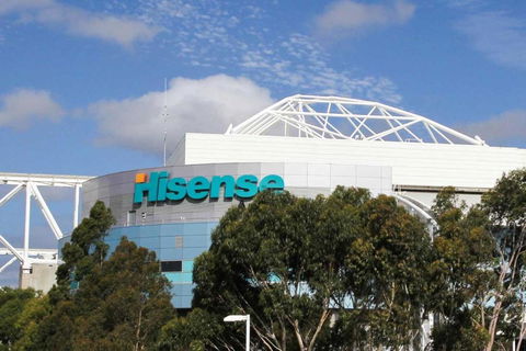 A Spacious & Central 2BR Apt Near Flinders Station - Accommodation Nelson Bay 3