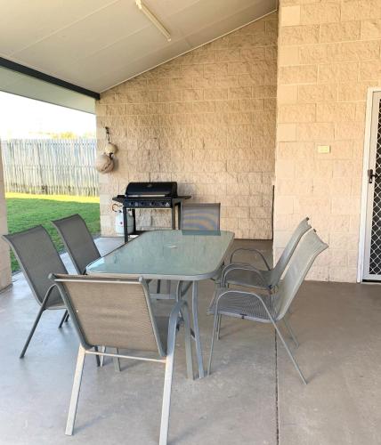 11 Anchovy Street Tin Can Bay Summer Haven Coastal Retreat - Accommodation Nelson Bay 3