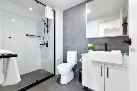 Arise Hedge - Accommodation Nelson Bay 6