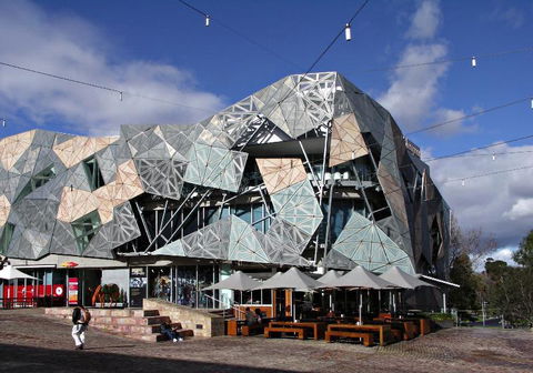 A Stylish & Comfy CBD Studio Near Southern Cross - Accommodation Nelson Bay 1