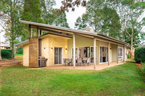 RUST - Accommodation Nelson Bay 3