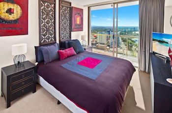 Luxury 3BR Apt With Incredible Views - Accommodation Nelson Bay 2