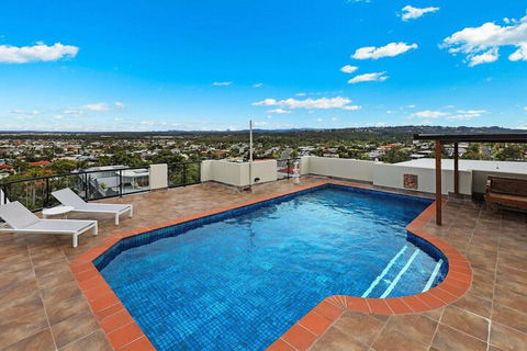 PRTFINO Ultimate Penthouse - Accommodation Nelson Bay 1
