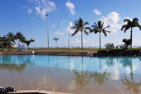 WHITSUNDAY Spacious & Comfortable Moments From Picturesque Boardwalk - Accommodation Nelson Bay 1