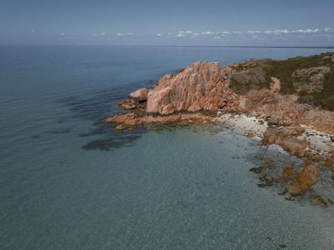 WAVE N SOUL - Nelson Bay Accommodation.com 4
