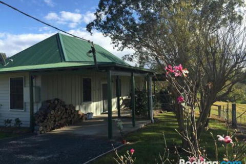 Old Schoolmasters Cottage On The Barrington River - Accommodation Nelson Bay 0