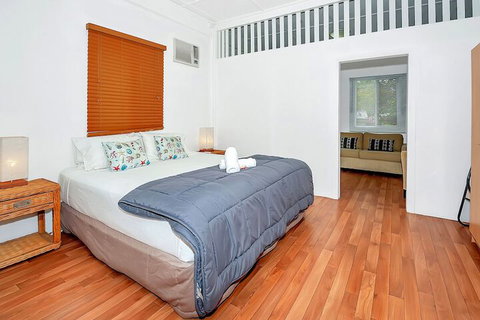Easy Going Holiday Unit On McKenzie MK6 - Accommodation Nelson Bay 1