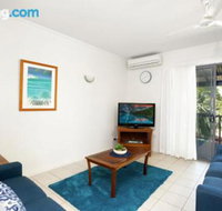 Baden 51 Rainbow Shores Air conditioned Walk to Beach Swimming Pools - Accommodation Nelson Bay