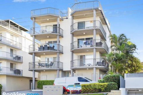 Unit 3 Emerald Shores Shipping Lane Views! - Accommodation Nelson Bay 1