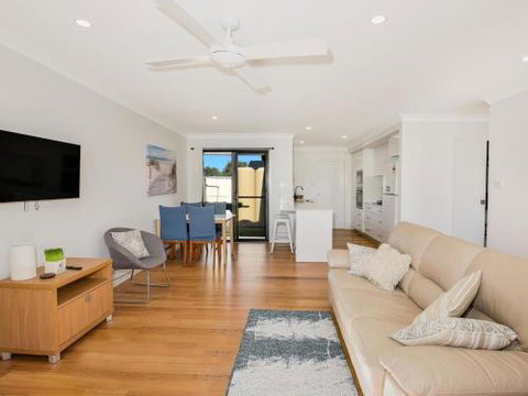 VIlla Zelma Culburra Beach - Accommodation Nelson Bay 2