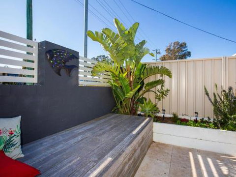 VIlla Zelma Culburra Beach - Accommodation Nelson Bay 5