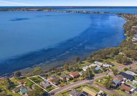 Convenient Location Close To Tuggerah Lake - Accommodation Nelson Bay 3