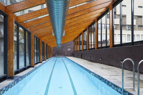 2 Bdrm 2 Bthrm Apt With Parking In Central CBD - Accommodation Nelson Bay 5