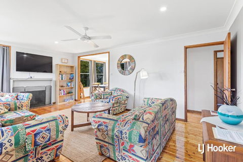 Cromarty Cottage 900m From Birubi Beach - Accommodation Nelson Bay 1