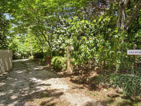 Jalscene - Accommodation Nelson Bay 2