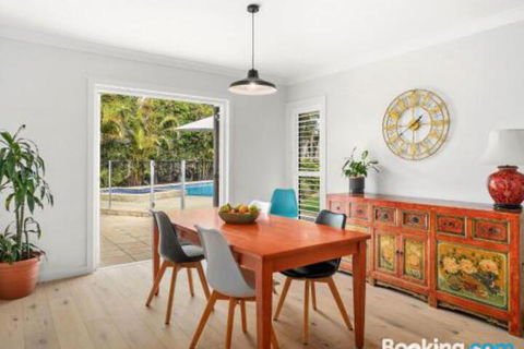 Modern Family Retreat 12 Minell Close - Accommodation Nelson Bay 1