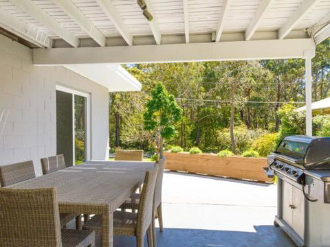 Bay Breeze At Blenheim - Accommodation Nelson Bay 1