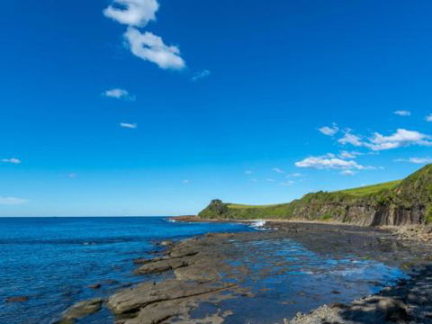 COASTLINE Boat Harbour Gerringong 4pm Check Out Sundays - Accommodation Nelson Bay 4