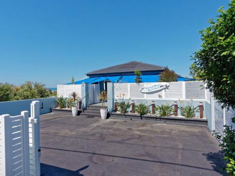 NANNY & POPPYS BEACH HOUSE Gerroa 4pm Check Out Sundays - Accommodation Nelson Bay 5