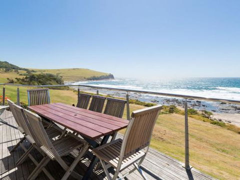PENZANCE Gerroa Beachfront To Shelley Beach & 4pm Check Out Sundays - Accommodation Nelson Bay 4
