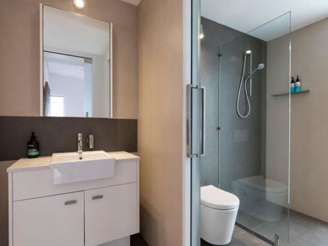 TASMAN DRIVE Gerringong 4pm Check Out Sundays - Accommodation Nelson Bay 3