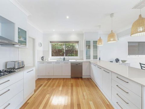 VIEWTOPIA Gerroa 4pm Check Out Sundays - Accommodation Nelson Bay 3