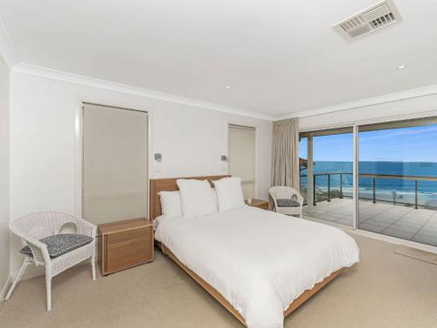VIEWTOPIA Gerroa 4pm Check Out Sundays - Accommodation Nelson Bay 2