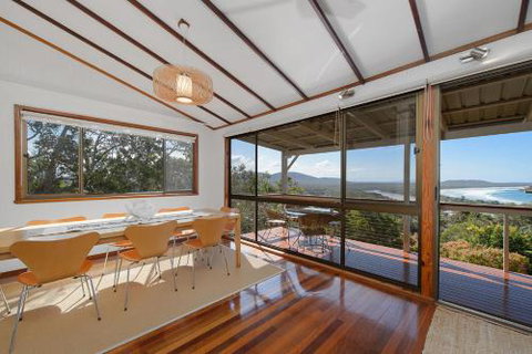 Valparaiso 23 Dulconghi Street - Accommodation Nelson Bay 4