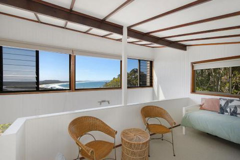 Valparaiso 23 Dulconghi Street - Accommodation Nelson Bay 3