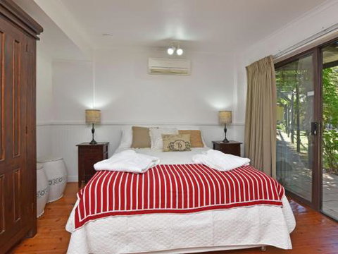 Olive Grove Studio 1 - Accommodation Nelson Bay 4