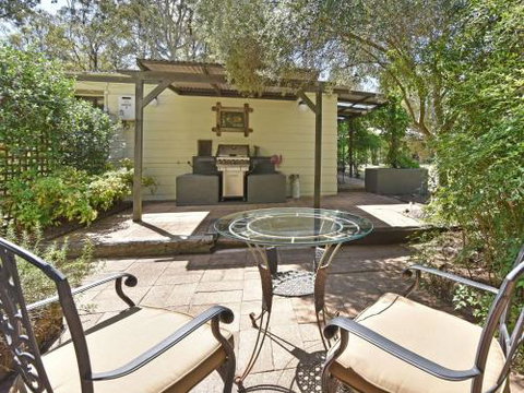 Olive Grove Studio 1 - Accommodation Nelson Bay 2