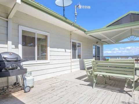 FRESHWATER Gerroa 4pm Check Out Sundays - Accommodation Nelson Bay 0