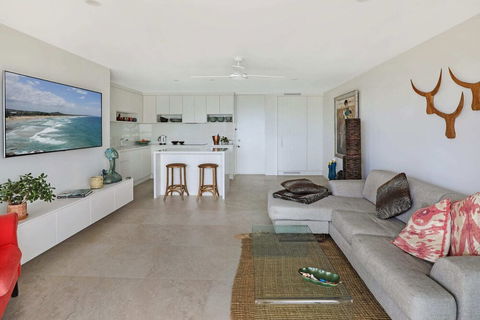 SPECTACULAR OCEAN FRONT Sounion6 - Accommodation Nelson Bay 1