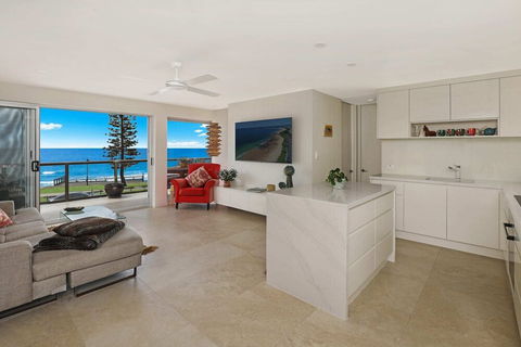 SPECTACULAR OCEAN FRONT Sounion6 - Accommodation Nelson Bay 3