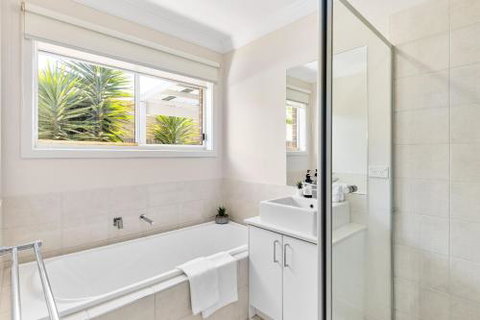Rosebud Seaside Accommodation - Accommodation Nelson Bay 5