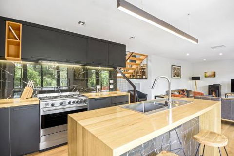 Villa Locarno - Accommodation Nelson Bay 2