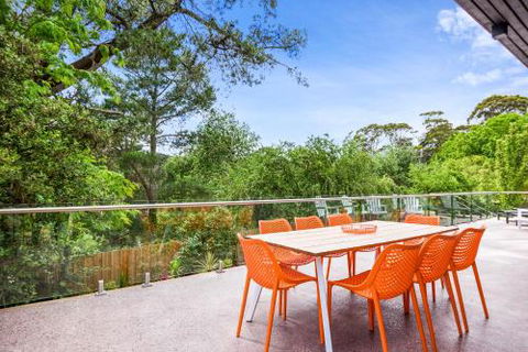 Villa Locarno - Accommodation Nelson Bay 3