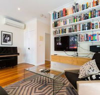 KIM 2BDR West Melbourne Apartment - Accommodation Nelson Bay