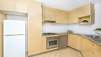 The Apartment Service HELP7 - Nelson Bay Accommodation.com 6