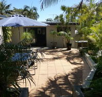 Moorooba Crescent 18 - Nelson Bay Accommodation.com