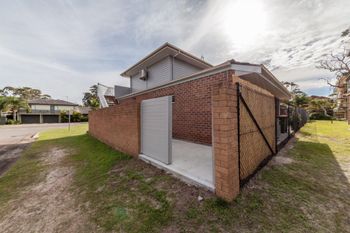 Catalina Close 1a - Nelson Bay Accommodation.com 3