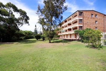 Radburn Unit 2 17 Ondine Close - Accommodation Nelson Bay 6