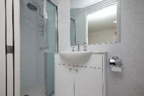 Dolphin Watch No.2 On Magnus - Nelson Bay Accommodation.com 1