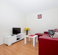 Thurlow Avenue Unit 3 / 09 - Nelson Bay Accommodation.com