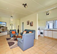 Victoria Parade 25 Stillwater - Nelson Bay Accommodation.com