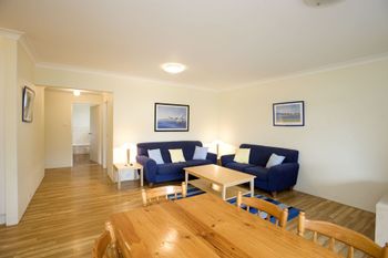 St George Unit 4 Nelson Bay - Nelson Bay Accommodation.com 3