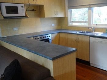 Lakeside Getaway - Accommodation Nelson Bay 1